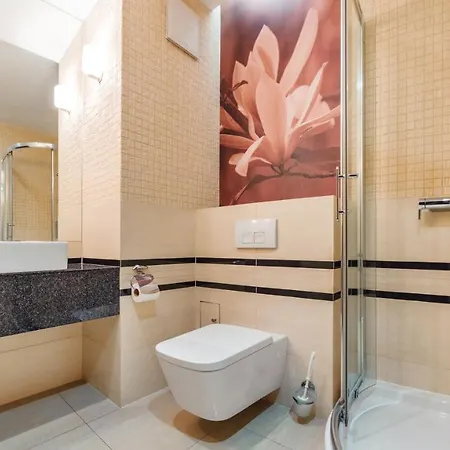 Kosciuszki, Sun & Snow