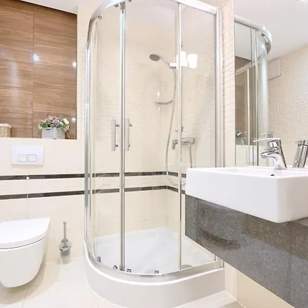 Kosciuszki, Sun & Snow